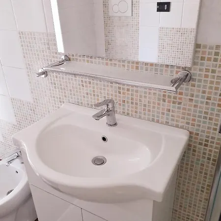 Appartement Raffaello - 50 M From The Sea - Wifi