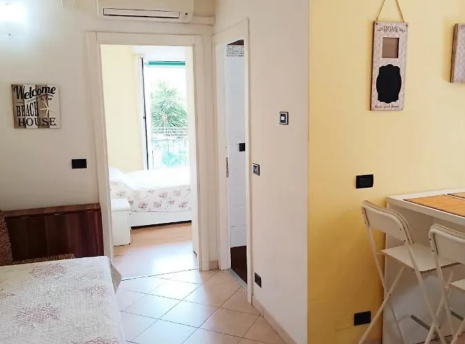 Raffaello - 50 M From The Sea - Wifi Apartman Savona