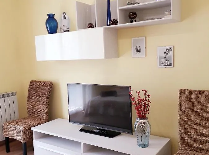 Apartman Raffaello - 50 M From The Sea - Wifi *